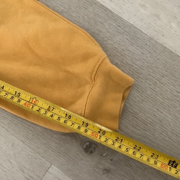 Disney - Yellow Winnie The Pooh "I'm Obviously Busy" Crewneck Sweatshirt Sz L - Picture 7 of 9